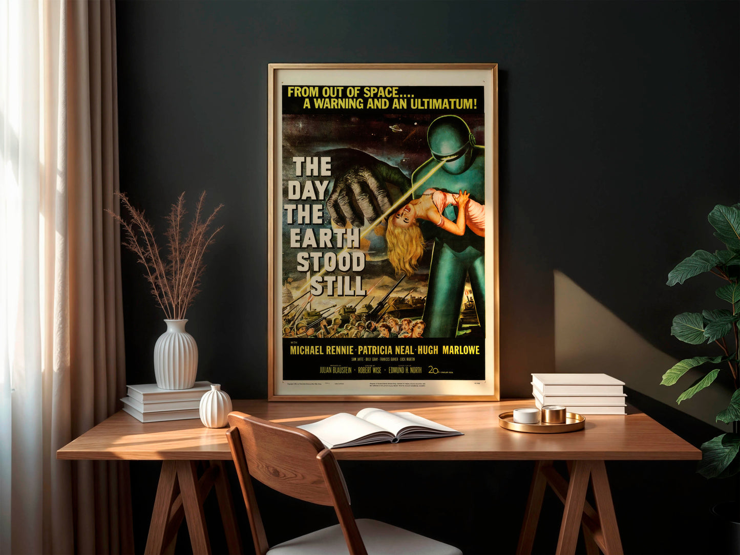 The Day the Earth Stood Still 1951 Movie Poster. Iconic!