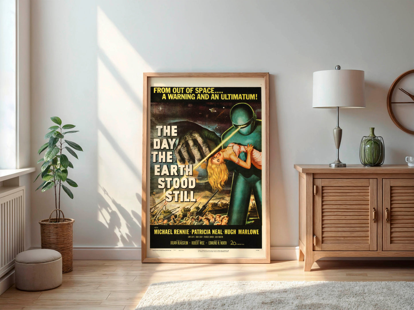 The Day the Earth Stood Still 1951 Movie Poster. Iconic!